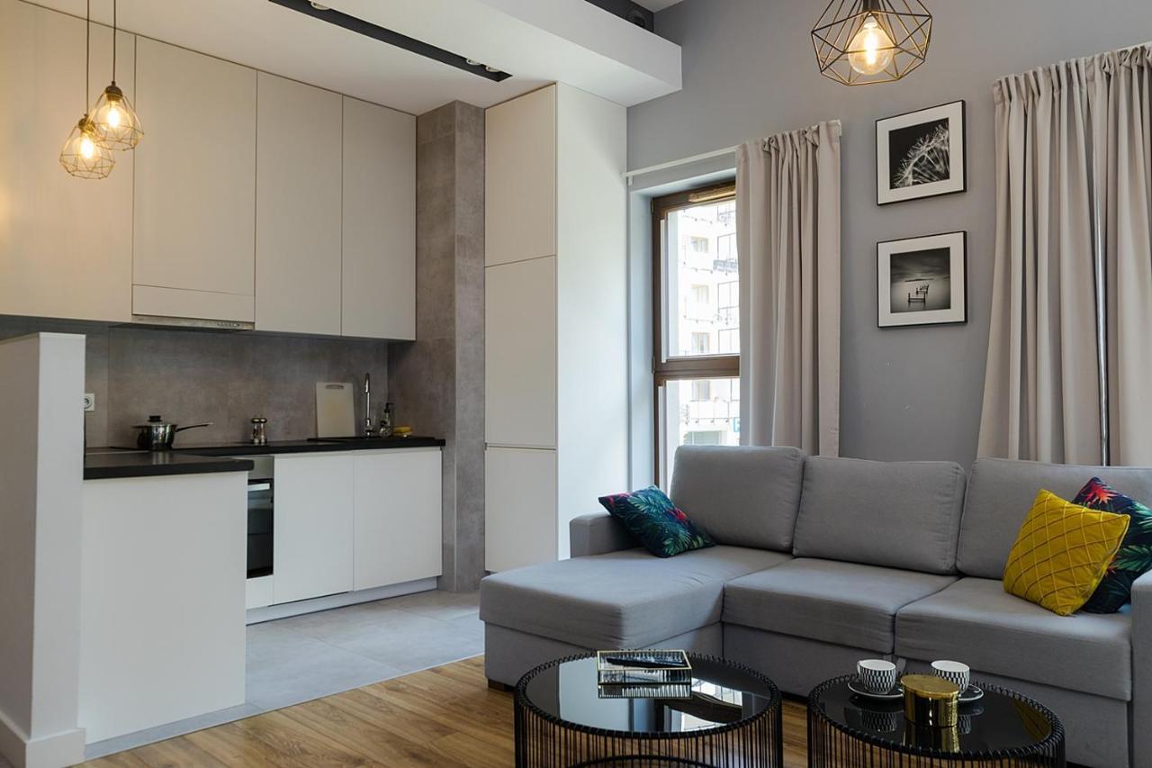 Woronicza Premium - Jungle Apartment Warschau